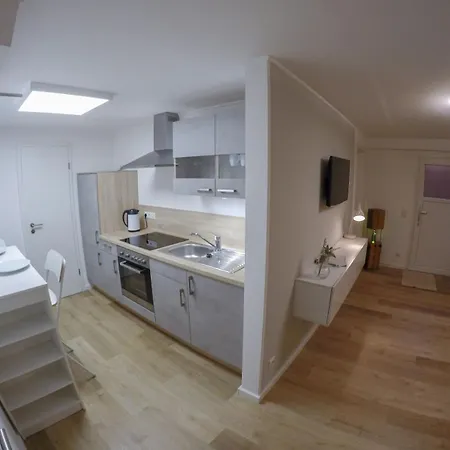 Kueffner Apartament *