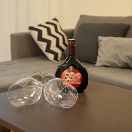 Kueffner Apartament *